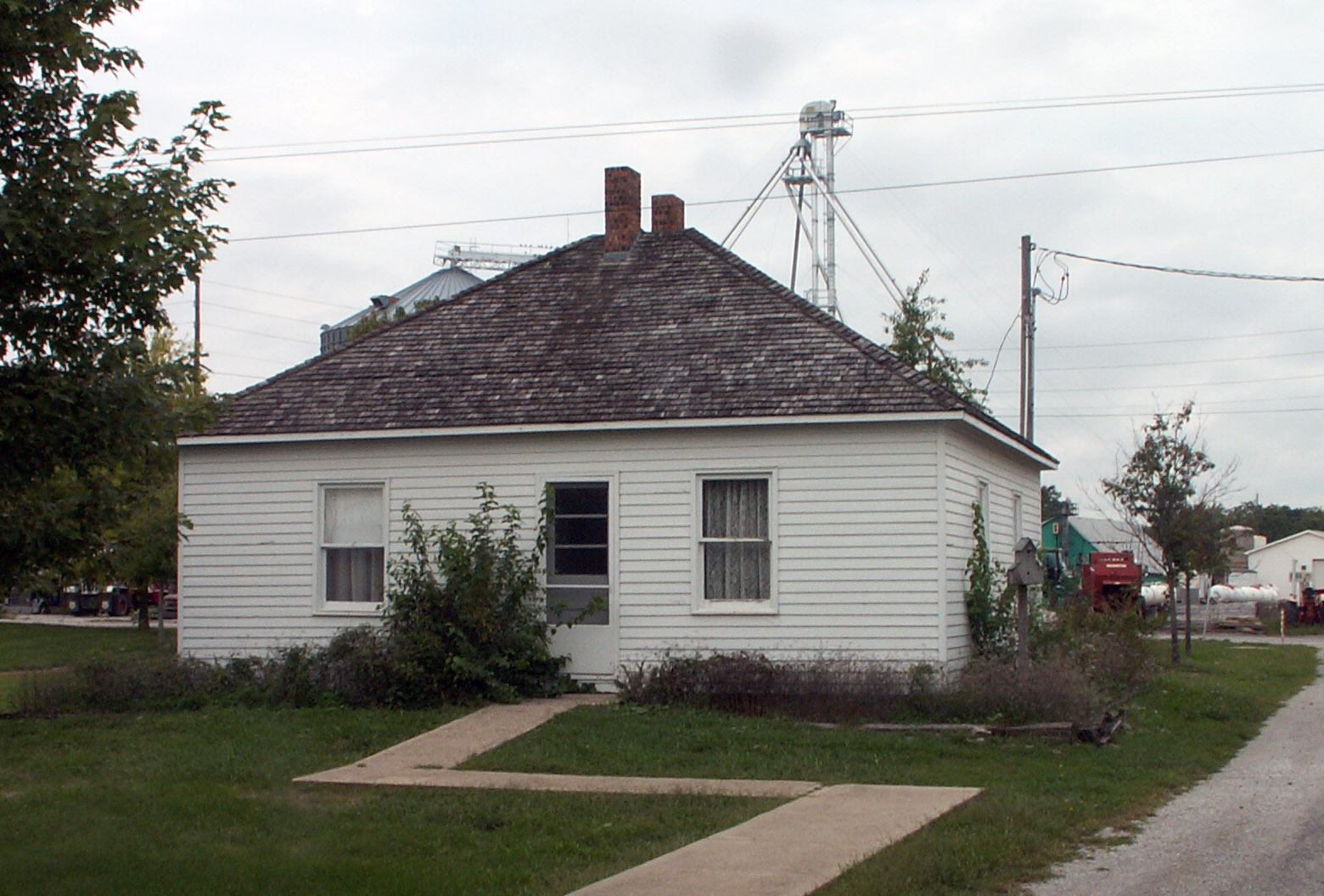 1940s minimal traditional home.